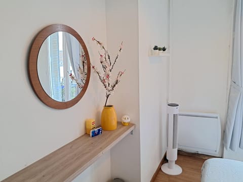 Habitación Privada en París en Apartamento Familiar Alquiler vacacional in Vanves