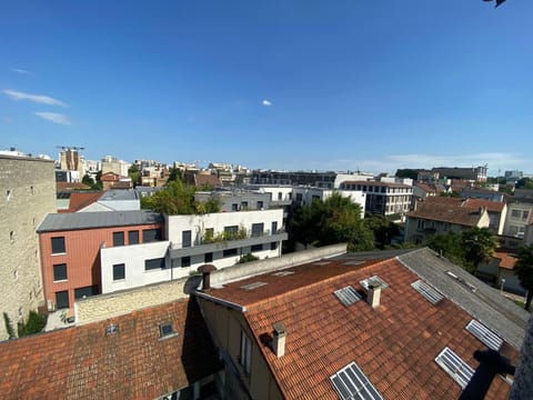 Habitación Privada en París en Apartamento Familiar Alquiler vacacional in Vanves