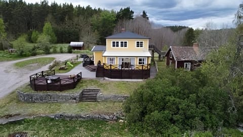 Skräpplinge gård Villa in Kalmar County, Sweden