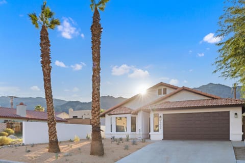 Property building, Natural landscape, Mountain view