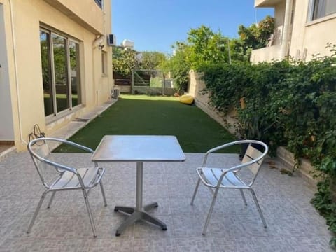 Comfy Apartment Near Paphos Apartment in Yeroskipou