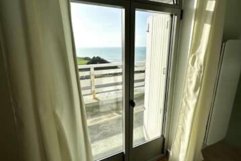 Natural landscape, View (from property/room), Balcony/Terrace, Sea view