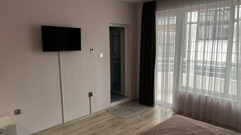 Стаи за гости Хепи Bed and Breakfast in Varna