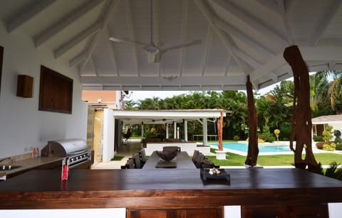 Seaside villa with housekeeping staff - Las Terrenas Villa in Las Terrenas