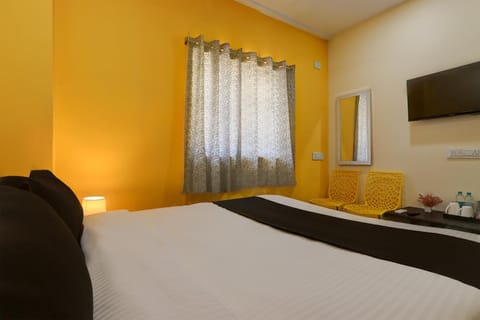 OYO DOLPHIN INN RESIDENCY Hotel in Hyderabad