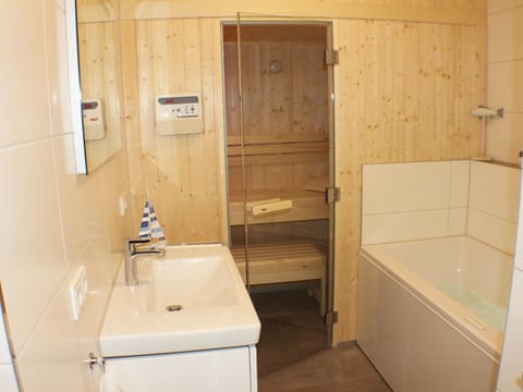 Sauna, Bathroom, Bath