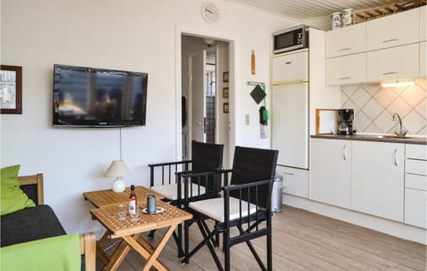 Beautiful Apartment In Vejers Strand With Wifi Copropriété in Vejers