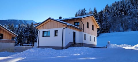 Property building, Winter, Mountain view