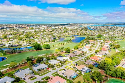 Golf-View House I $300k Reno on Prestigious Island Country Club House in Marco Island