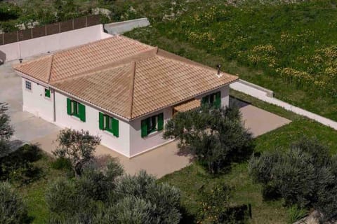 Loxas House, individual and fully equipped house Haus in Alikanas
