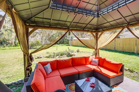 Ocala Vacation Rental with Gazebo and Private Hot Tub! Maison in Ocala