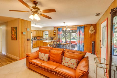 Ocala Vacation Rental with Gazebo and Private Hot Tub! Casa in Ocala