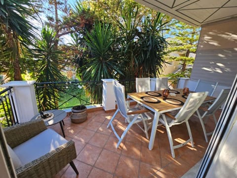 Balcony/Terrace, Dining area