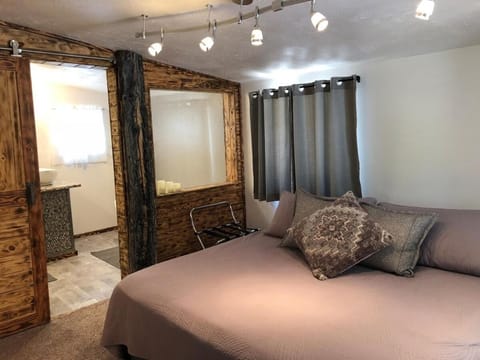 Our Little Patch Of Heaven Cottage East Zion House in Glendale