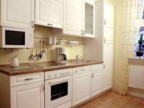 Kitchen or kitchenette, Other