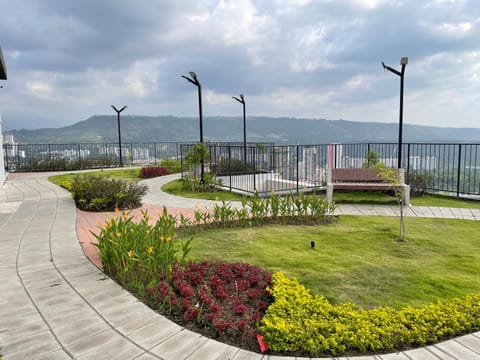 Natural landscape, Garden, Garden, Balcony/Terrace, Garden view, Mountain view