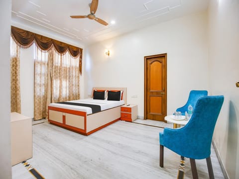 OYO Hotel Blue 7 Hotel in Ludhiana