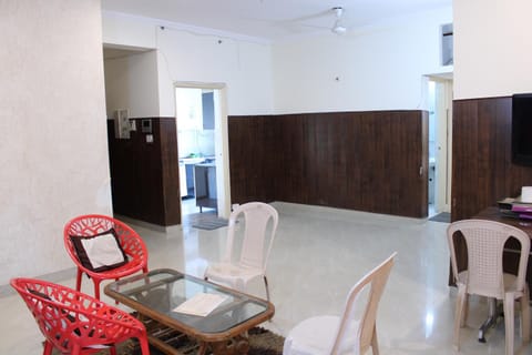Deluxe Two BHK Apartment Condo in Lucknow