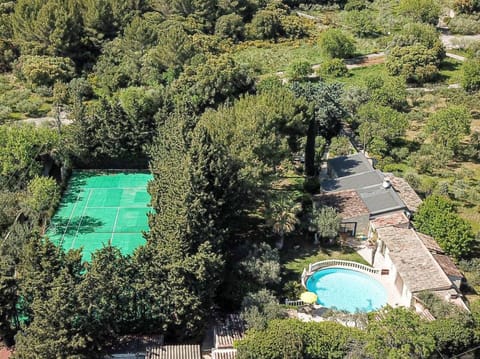Farmhouse with Pool/Tennis - 10 People - NÎMES Country House in Nimes