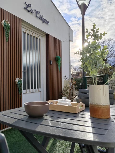 Patio, Balcony/Terrace