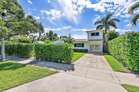 Tropical Tide Retreat House in West Palm Beach