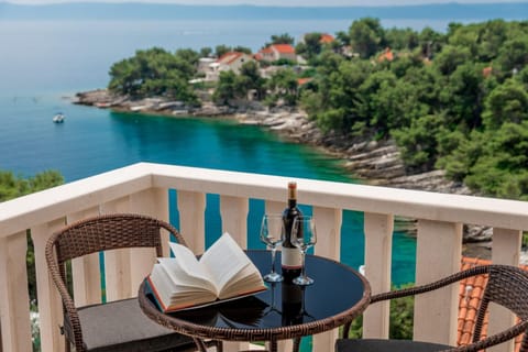 View (from property/room), Balcony/Terrace, Sea view