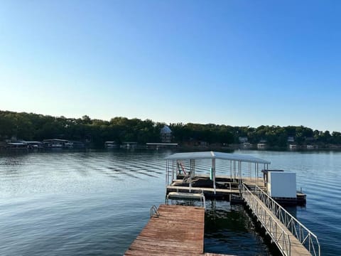 5 Bedroom on Lake of the Ozarks House in Lake of the Ozarks