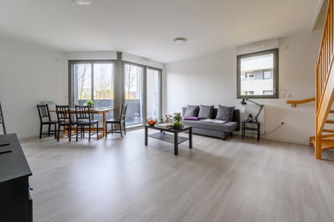 Living room, Dining area