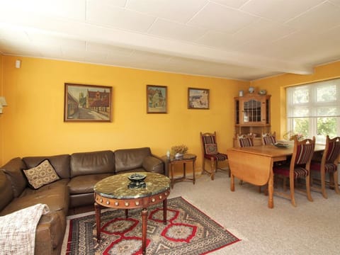 Holiday Home Albertine - 600m from the sea in Lolland- Falster and Mon by Interhome Casa in Stege