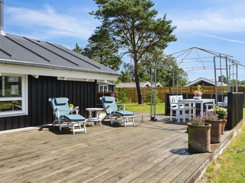 Holiday Home Santeri - 180m from the sea in NE Jutland by Interhome House in Frederikshavn