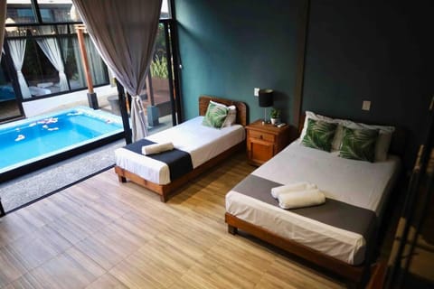 Pancho Villas. La Punta (Entire Place) 4 Villas. Villa in Brisas de Zicatela