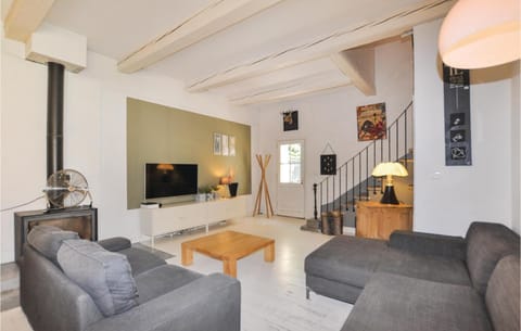 Nice Home In Narbonne With 4 Bedrooms, Internet And Outdoor Swimming Pool House in Narbonne