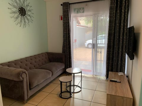 StMabels comfyHome! Vacation rental in Roodepoort