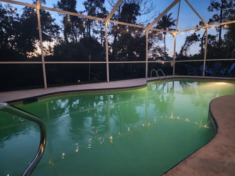 Secluded Backyard Home with Hot Tub & Pool - 3BR & 2B House in Lee County