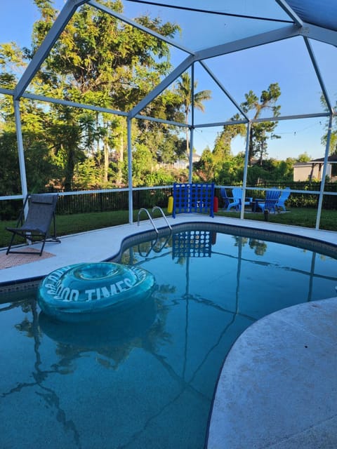 Secluded Backyard Home with Hot Tub & Pool - 3BR & 2B House in Lee County