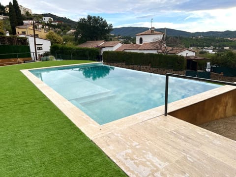 Natural landscape, Mountain view, Pool view, Swimming pool