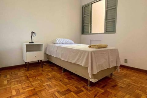 Apartamento Confortável e Espaçoso UEM EL06 Apartment in Maringá