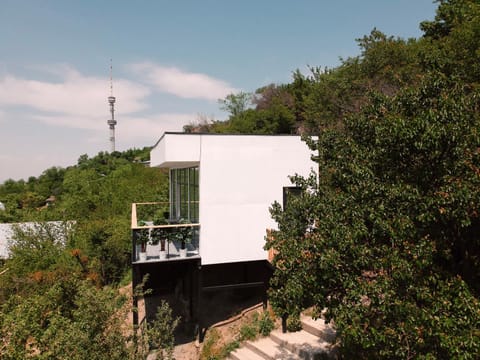 Property building, Facade/entrance, View (from property/room), Balcony/Terrace