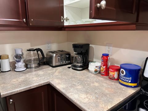 Coffee/tea facilities