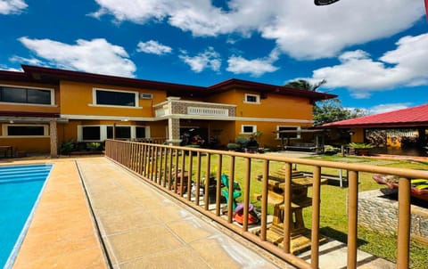 OYO 1068 Villa Adelle At Silang Hotel in Tagaytay