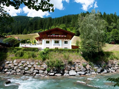 Facade/entrance, Summer