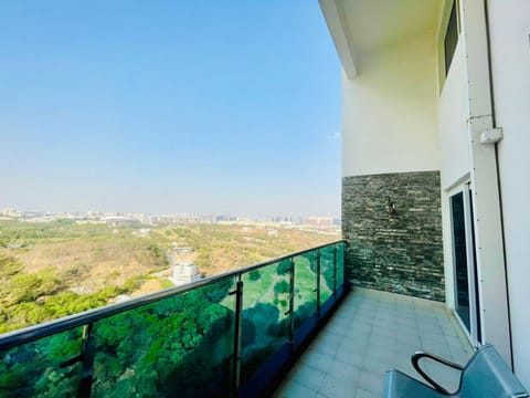 Golf View Sky Villa Condominio in Hyderabad