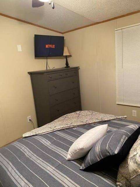 TV and multimedia, Bedroom