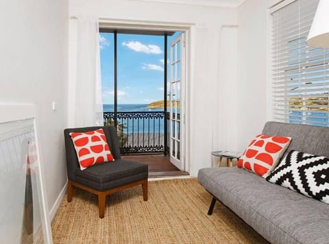 Balmoral Daydream - Less than 100m to beach Condo in Sydney