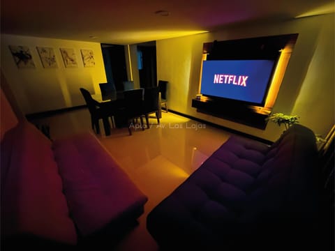 Communal lounge/ TV room, TV and multimedia, Living room, Seating area, Evening entertainment