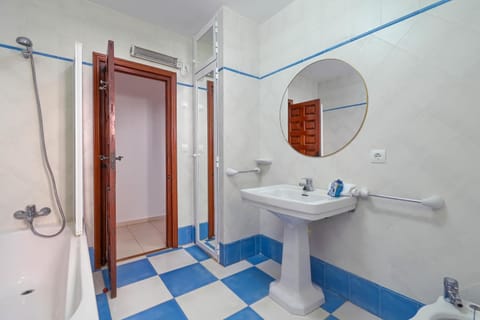 Bathroom, Other