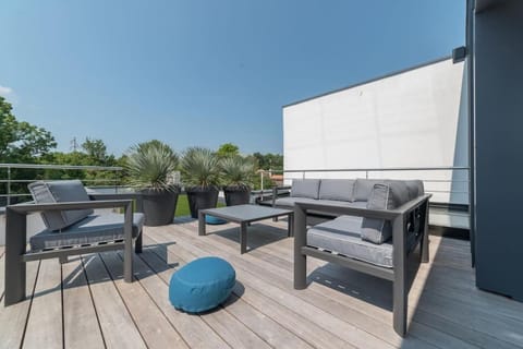 L'Oasis - villa avec piscine chauffée classée 5* Villa in La Rochelle