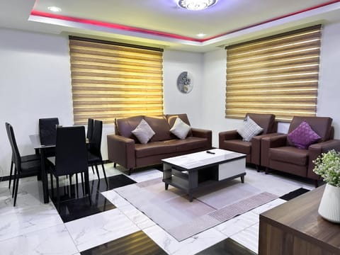 BOT Luxury properties Condominio in Accra