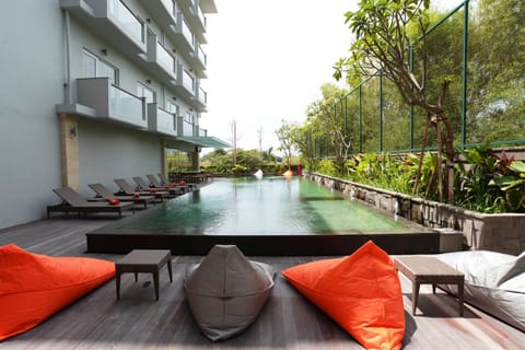 Day, Balcony/Terrace, Swimming pool, Swimming pool