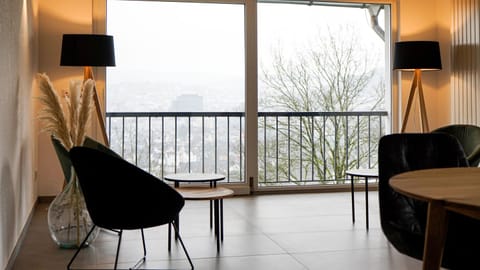 SI-View Einzelzimmer mit Balkon Zimmer 4 Übernachtung mit Frühstück in Siegen